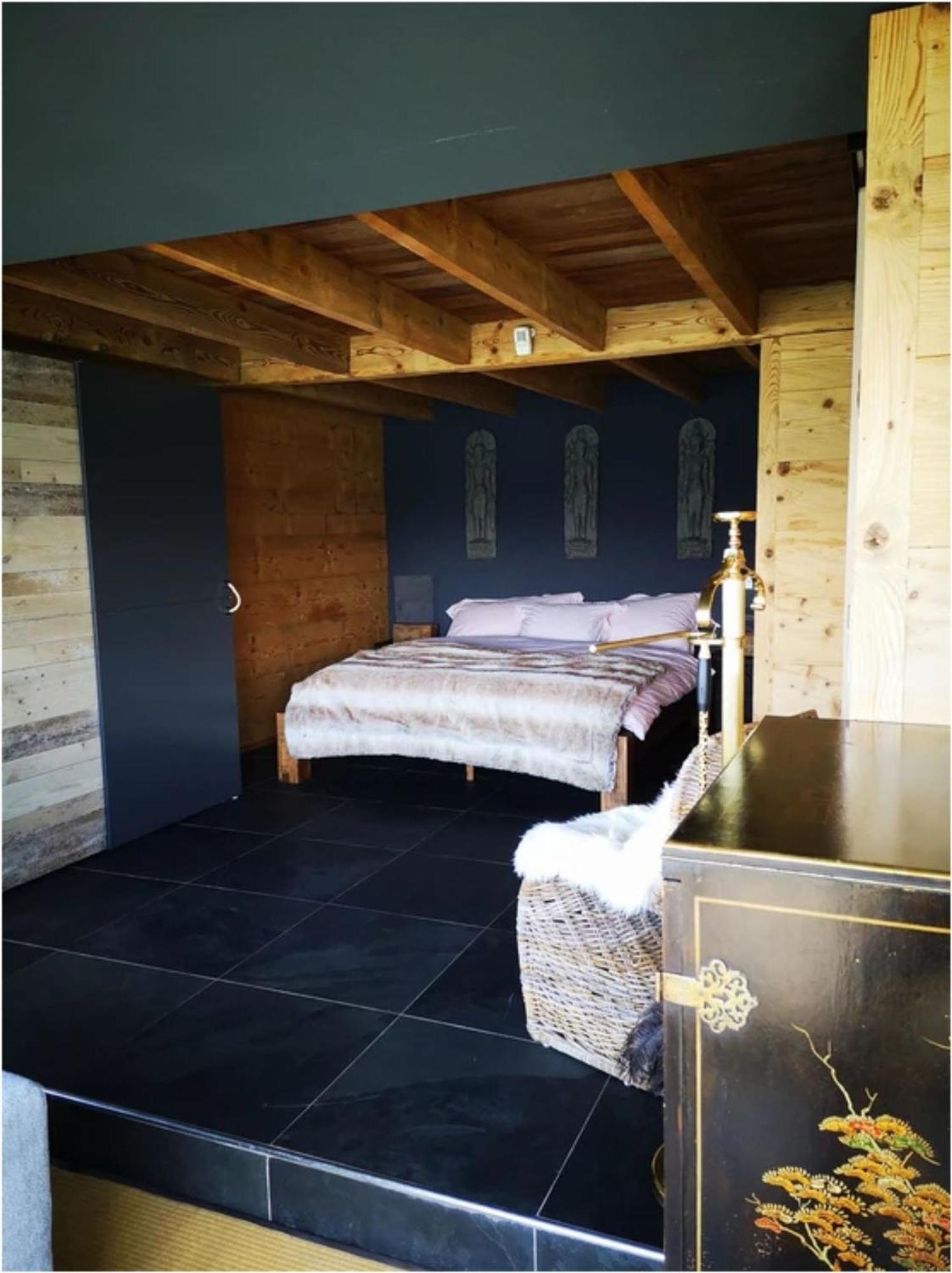 Chalet With View Of The Mountains And The Thun Lake Sigriswil Eksteriør billede